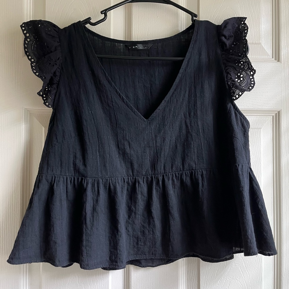 Shein flutter sleeve top
